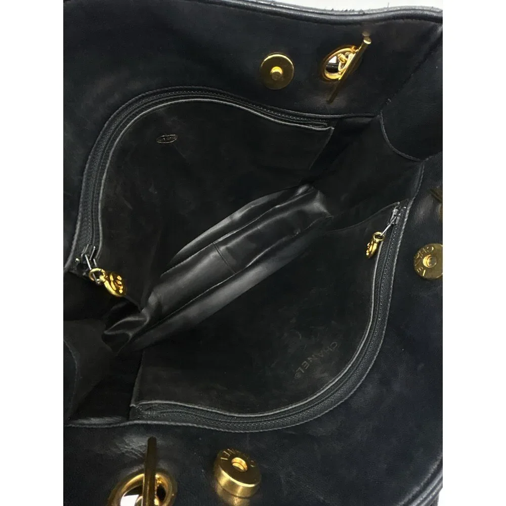 CHANEL Black Women Purse - Picture 14 of 15